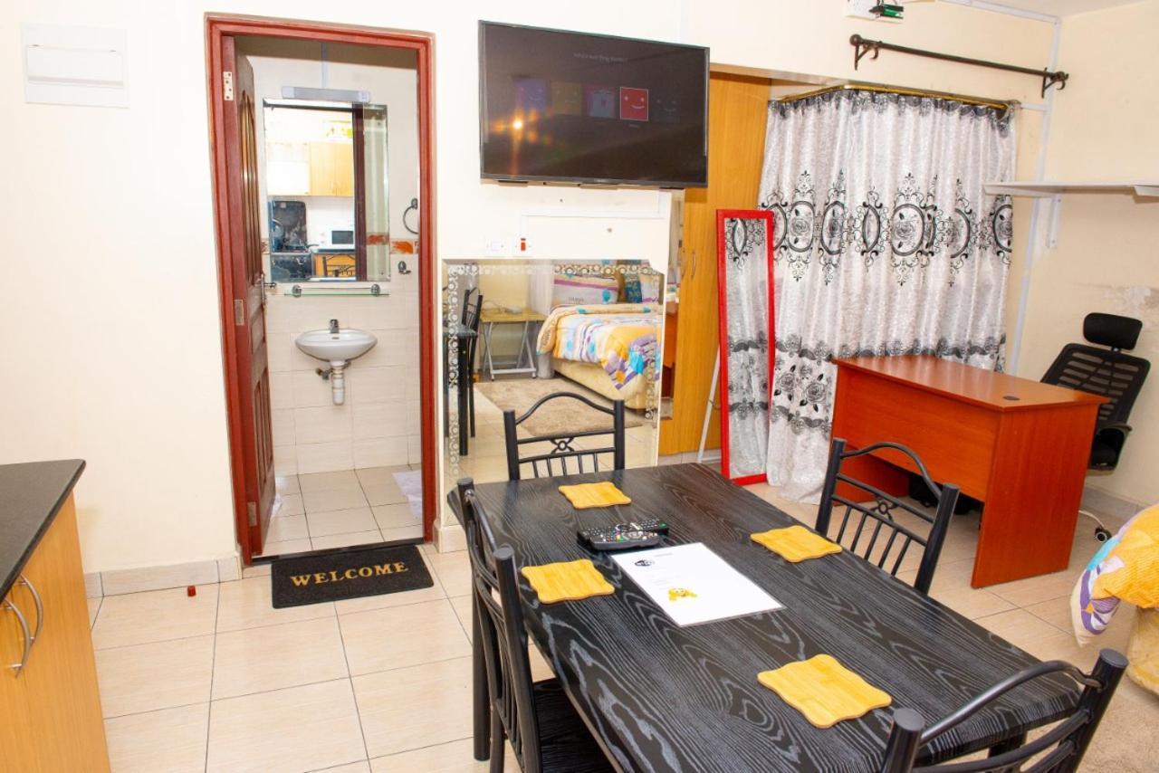 Mercy-Phillips Apartments Located At Eagle Tower Building Nairobi City Centre Exterior foto
