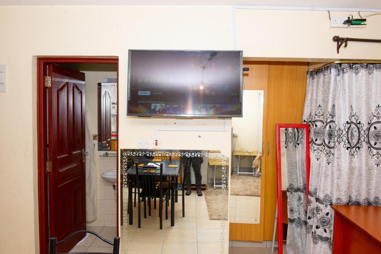 Mercy-Phillips Apartments Located At Eagle Tower Building Nairobi City Centre Exterior foto